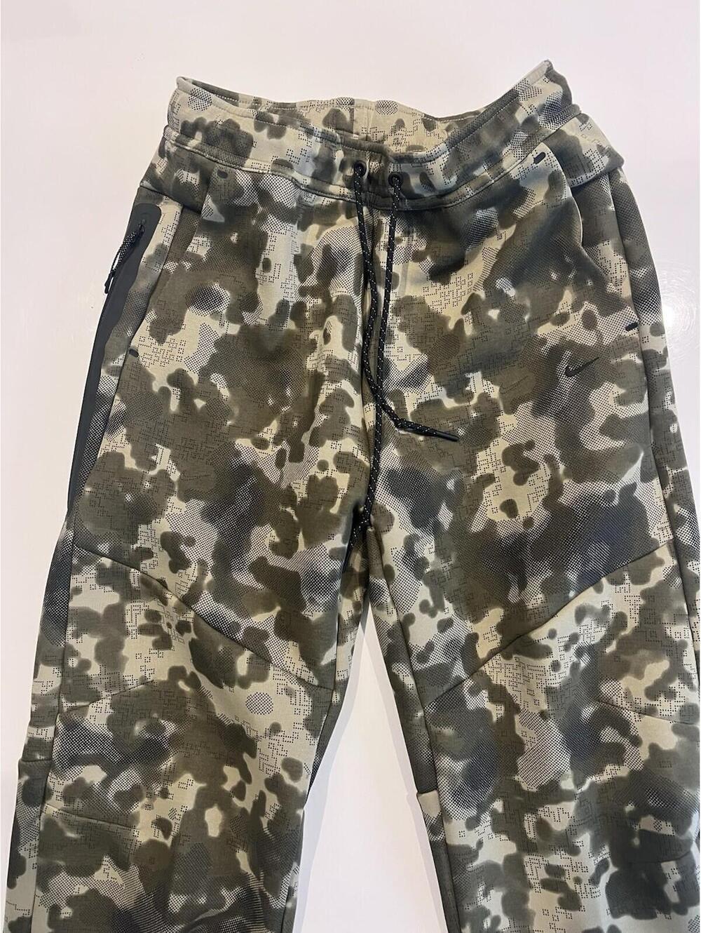 $280 Nike Sportswear Club Fleece Cargo Pants &Hoodie Men’s S Green Camo II1324 - Picture 10 of 16